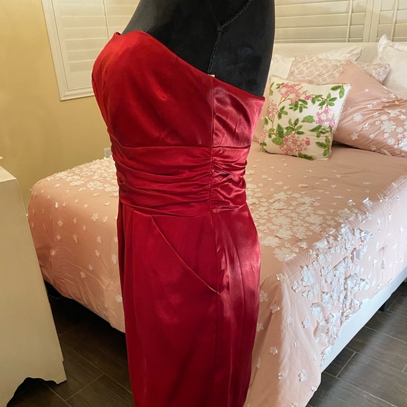 Red,strapless, satin size 5/6 dress by David’s Bridal. - Picture 2 of 9